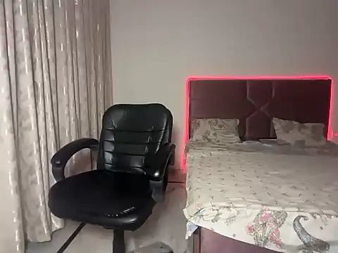 CutiePihu online show from June 25, 2026, 5:12 am