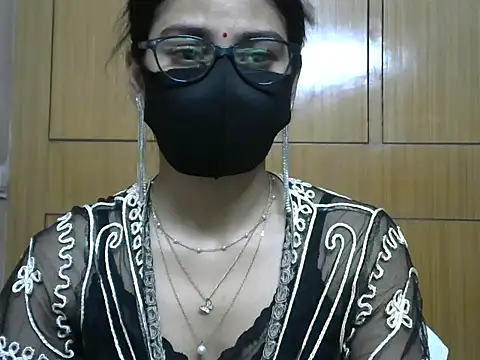Snapshot of Fairy_Pie chatting on April 27, 2026, 6:50 pm Fairy Pie online show from April 27, 2026, 6:50 pm