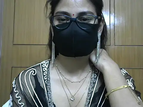 Snapshot of Fairy_Pie chatting on May 12, 2026, 6:16 pm Fairy Pie online show from May 12, 2026, 6:16 pm