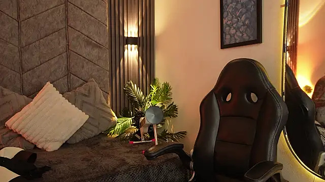 AuroraLanee  online show from January 17, 2026, 8:34 pm