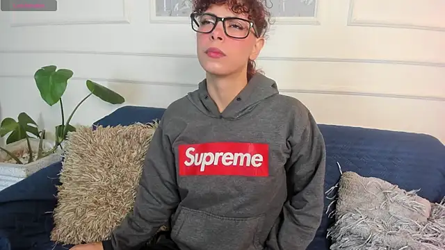 AliceMadnes online show from March 11, 2026, 12:55 pm