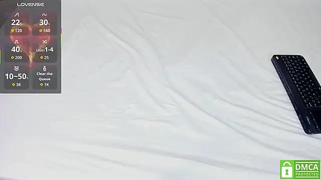 Snapshot of Lily_Queen30 chatting on March 8, 2026, 2:04 am Lily Queen30 online show from March 8, 2026, 2:04 am