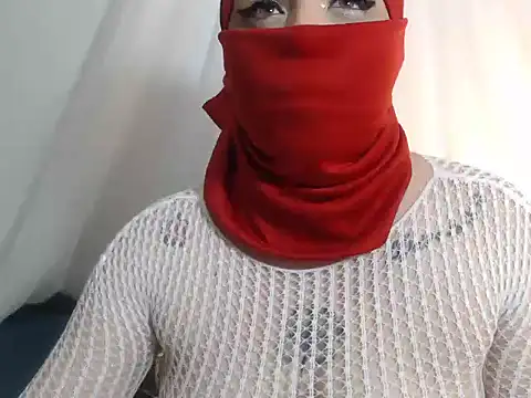 Lailahadi online show from November 18, 2025, 9:52 pm