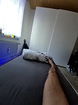 TirelessLot3 online show from March 4, 2026, 4:02 pm