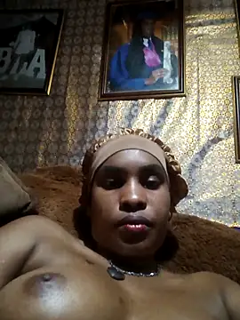 Camile Queen online show from February 10, 2026, 4:38 am