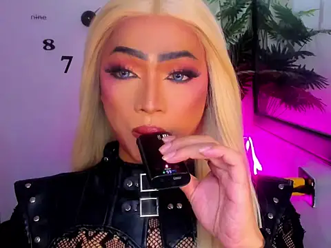 GwennGoddess online show from March 23, 2026, 5:22 am