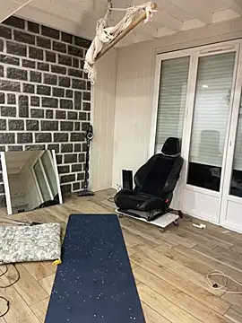 samia42 online show from April 21, 2026, 7:28 pm