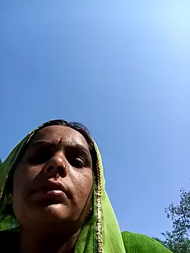 Snapshot of CUTE_V_SEXY chatting on November 11, 2025, 5:51 am CUTE V SEXY online show from November 11, 2025, 5:51 am