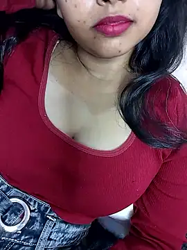 Sexy Divya   online show from March 6, 2026, 7:27 am
