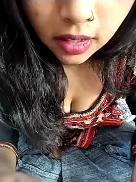 Sexy Divya   online show from March 22, 2026, 6:06 am