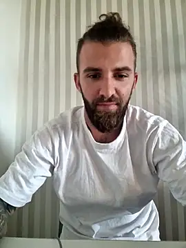 ramy120199 online show from November 7, 2025, 11:54 am