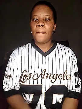 Emmylove-xr25 online show from February 17, 2026, 6:25 pm