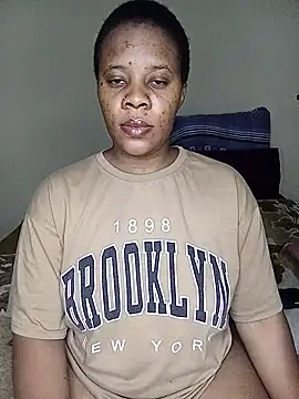 Emmylove-xr25 online show from March 10, 2026, 10:04 pm