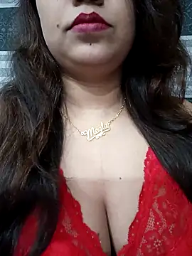 Snapshot of sadiya56803 chatting on November 18, 2025, 5:39 pm sadiya56803 online show from November 18, 2025, 5:39 pm