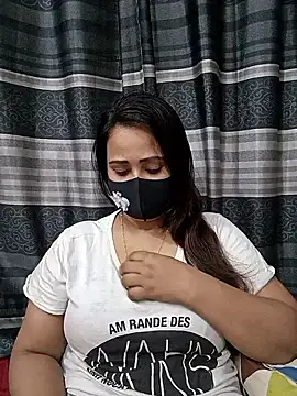 Snapshot of sadiya56803 chatting on January 15, 2026, 12:21 pm sadiya56803 online show from January 15, 2026, 12:21 pm