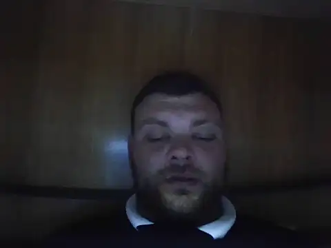 Snapshot of s-i-m-o-n-e10 chatting on November 7, 2025, 8:09 pm s-i-m-o-n-e10 online show from November 7, 2025, 8:09 pm