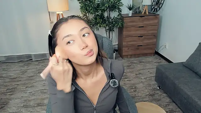 RyanGrandt online show from November 17, 2025, 11:05 am