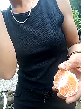 Lynn-122 online show from April 25, 2026, 1:52 am