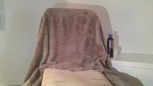 JAY20C16 online show from February 14, 2026, 2:25 pm