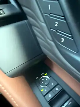 IAAAOKKK online show from November 11, 2025, 6:46 am