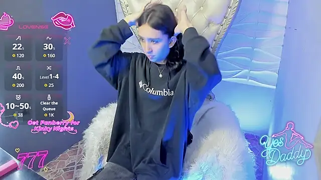 Melany 27 online show from February 3, 2026, 11:37 am