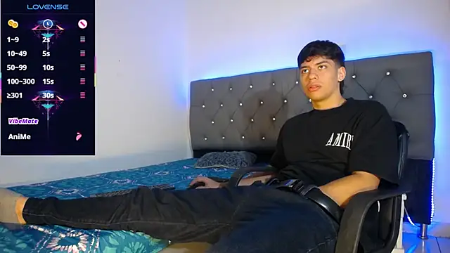 Snapshot of joseph_clark chatting on November 14, 2025, 7:34 pm joseph clark online show from November 14, 2025, 7:34 pm