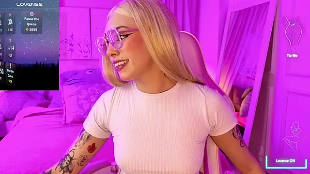 Lynaa love online show from December 5, 2025, 1:58 am