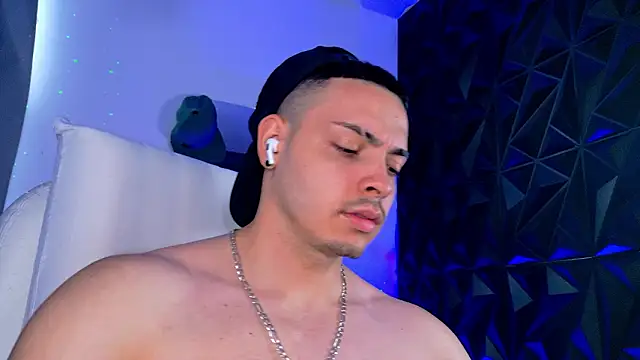 Maxwell Dupont online show from February 5, 2026, 7:40 pm