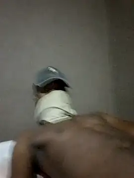 Snapshot of pleasureguy09 chatting on November 8, 2025, 12:44 am pleasureguy09 online show from November 8, 2025, 12:44 am