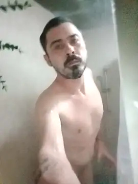 Snapshot of WeakDegree76 chatting on November 27, 2025, 8:11 pm WeakDegree76 online show from November 27, 2025, 8:11 pm