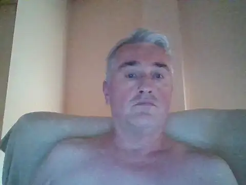 Cumlover5534 online show from April 4, 2026, 6:55 am