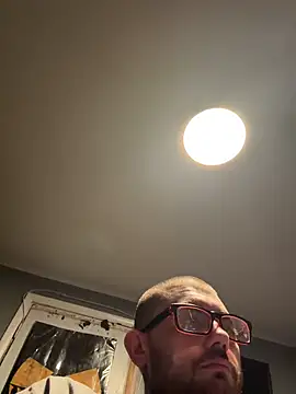 trickydickydaddy online show from May 10, 2026, 4:39 am