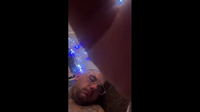 trickydickydaddy online show from June 20, 2026, 9:23 am