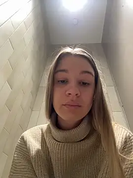 Snapshot of SashaCatt chatting on February 11, 2026, 7:46 am SashaCatt online show from February 11, 2026, 7:46 am