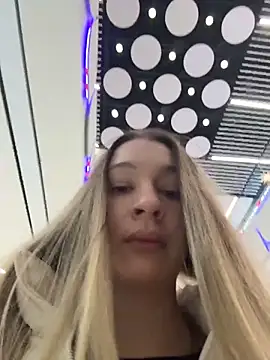 Snapshot of SashaCatt chatting on February 27, 2026, 8:14 am SashaCatt online show from February 27, 2026, 8:14 am