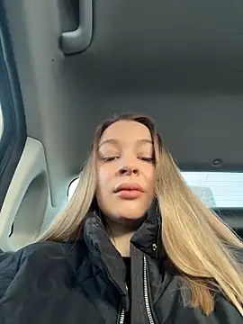 Snapshot of SashaCatt chatting on March 20, 2026, 9:14 am SashaCatt online show from March 20, 2026, 9:14 am