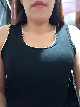 Hini68 online show from November 30, 2025, 1:53 am