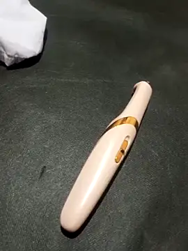 sua    vadia online show from November 12, 2025, 1:17 am