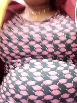 Quin love143 online show from December 1, 2025, 2:22 pm