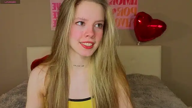 TiffinyMergist online show from February 20, 2026, 7:03 pm