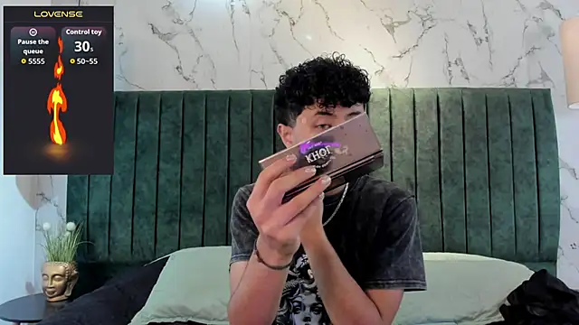 Noah dupont  online show from January 9, 2026, 11:57 am