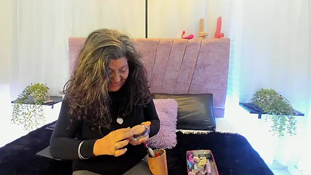 Victoriaa Anderson online show from March 20, 2026, 1:38 pm