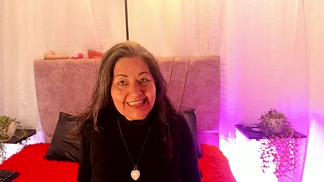 Victoriaa Anderson online show from June 5, 2026, 6:46 pm