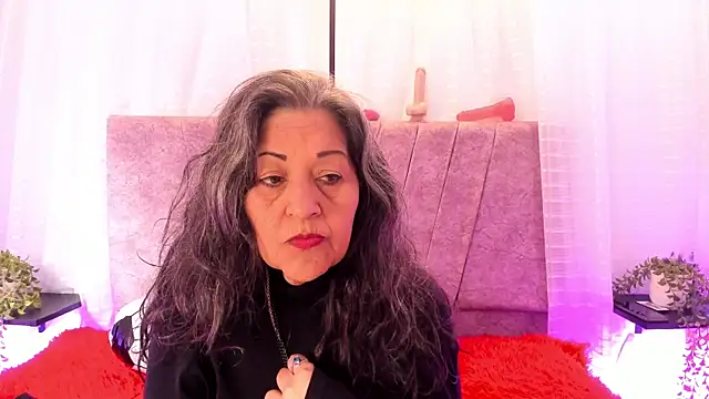 Victoriaa Anderson online show from June 17, 2026, 1:34 pm