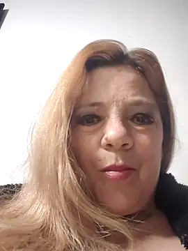karlaanqui1 online show from May 9, 2026, 10:31 am