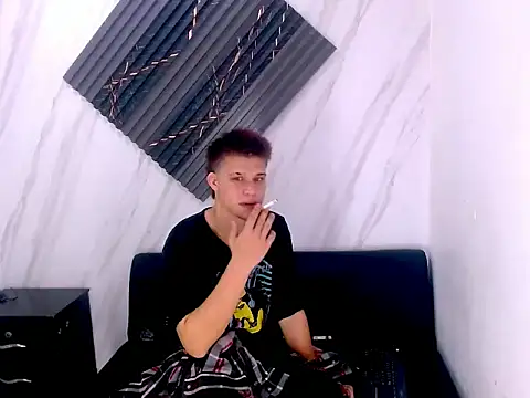 Liam York  online show from February 14, 2026, 4:31 am