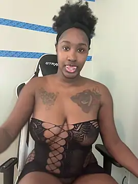 ToyaThick online show from January 5, 2026, 8:01 pm