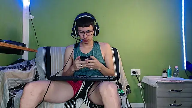 Snapshot of Kurt_williams1 chatting on March 29, 2026, 11:10 am Kurt williams1 online show from March 29, 2026, 11:10 am