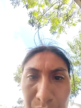 Snapshot of Uvit chatting on July 27, 2026, 5:53 pm Uvit online show from July 27, 2026, 5:53 pm