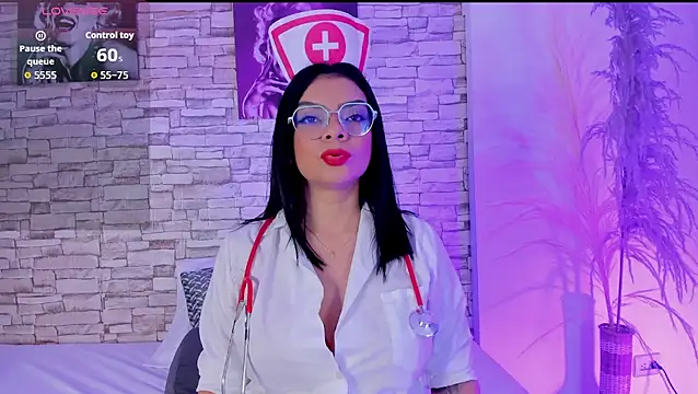 Snapshot of sofiaalarson chatting on February 12, 2026, 1:17 pm sofiaalarson online show from February 12, 2026, 1:17 pm